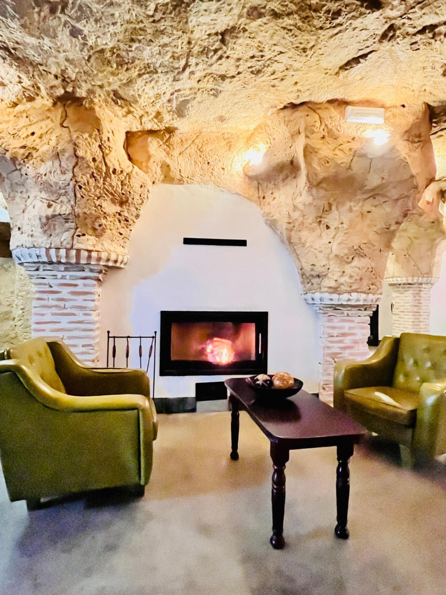 Casa Rural Cueva El Nido Casas de Fernando Alonso Dış mekan fotoğraf